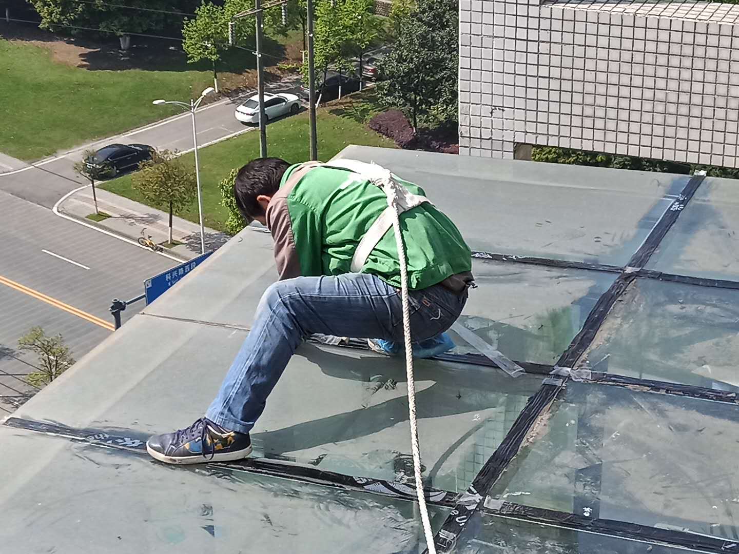 斜屋顶防水怎么做,做法方法多少钱,斜屋顶防水施工方案