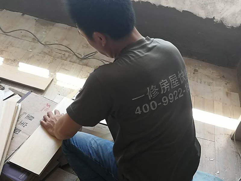 重庆木地板安装,重庆木地板安装的方法