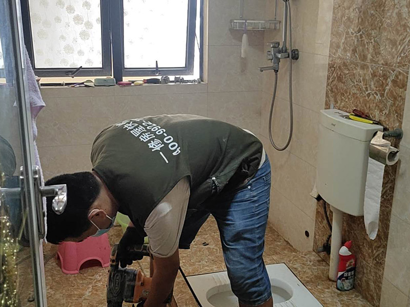 卫生间不换瓷砖翻新可以做吗，卫生间不换瓷砖翻新怎么施工