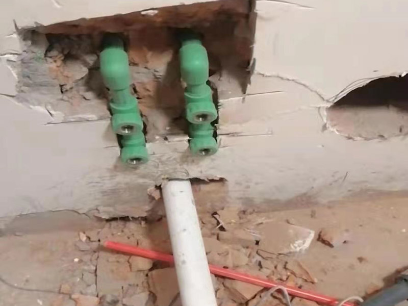 【广州自来水管维修】厨房有1段水管爆管，如何维修