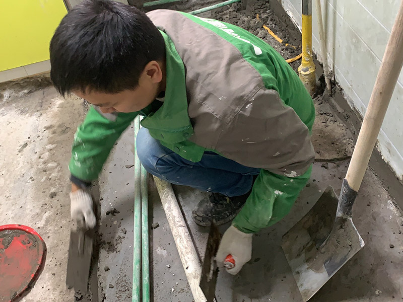 周口屋面防水补漏专业工人，屋面防水补漏如何延长寿命