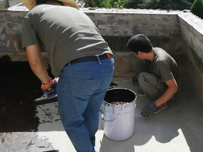 长沙屋顶漏水维修,长沙漏雨维修,长沙屋面防水补漏,长沙屋顶裂缝修补,屋顶防水补漏