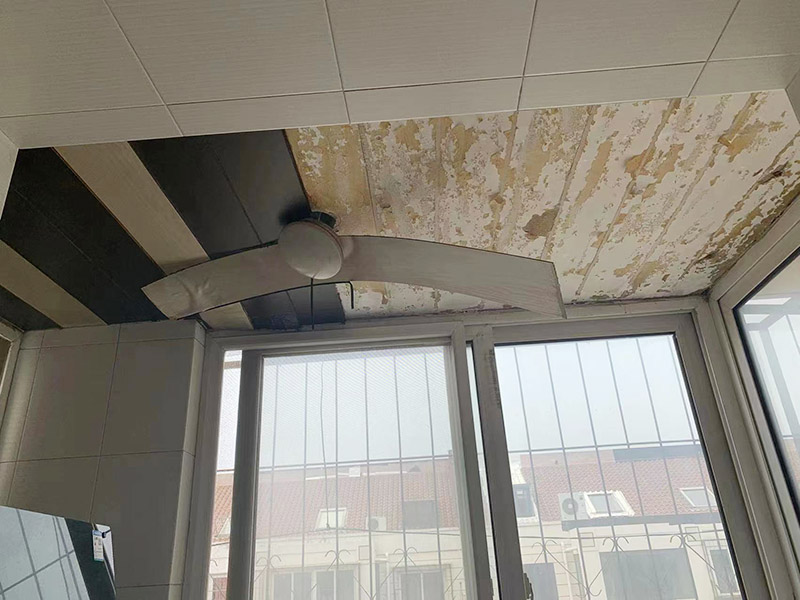 屋顶渗水可以从室内处理吗