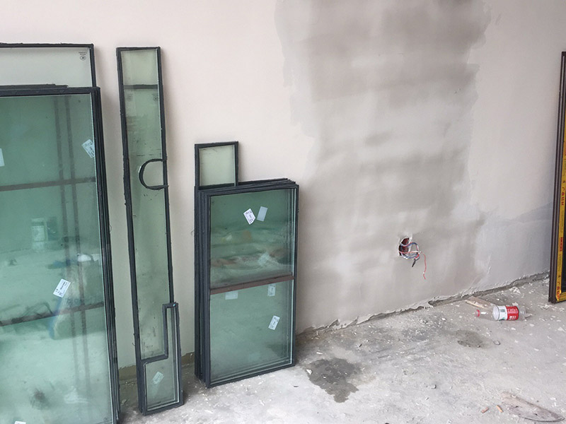 不知窗户维修找谁，电话约上门修窗户还能提前知道窗户维修多少钱