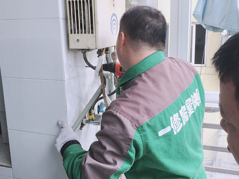 江北区卫浴维修公司,重庆江北浴缸漏水修理,江北马桶安装服务