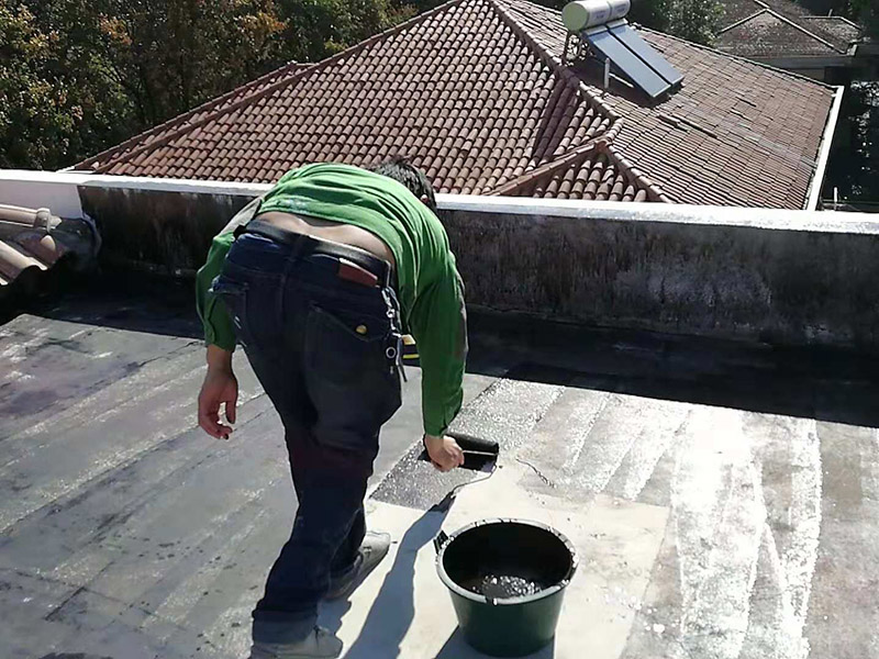 楼顶漏水怎么处理,楼顶漏水补救方法,楼顶漏水维修技巧