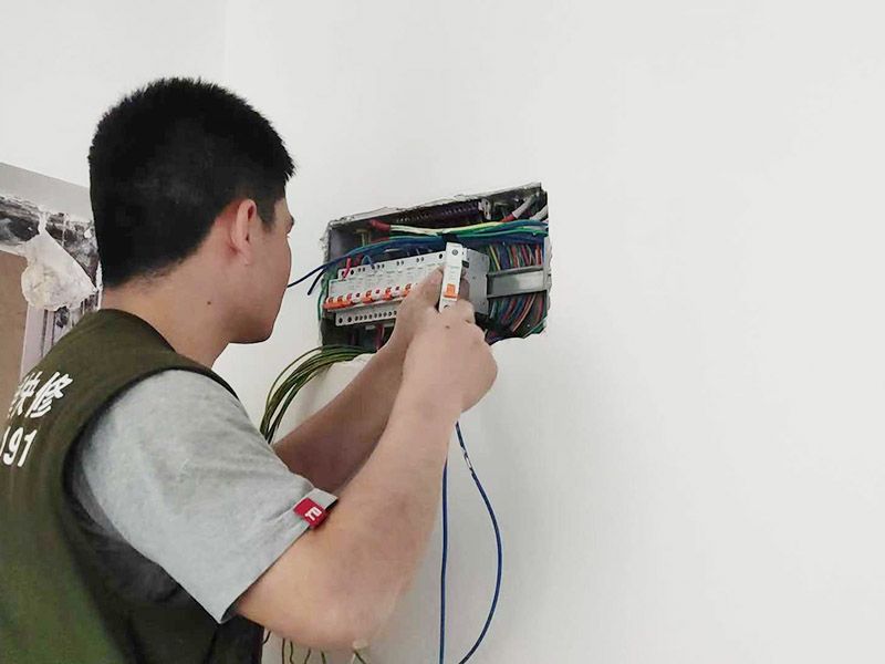 重庆电工修电线遇到电线拉不出来的时候，通常都是如何应对的