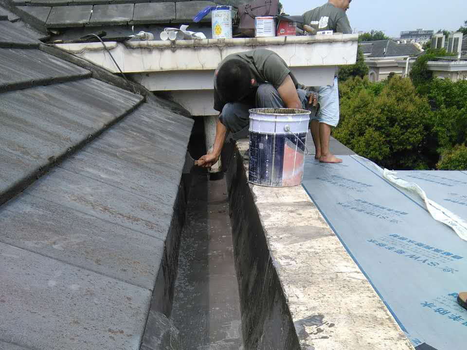 瓦房屋顶防水怎么做,做法方法多少钱,瓦房屋顶防水施工方案