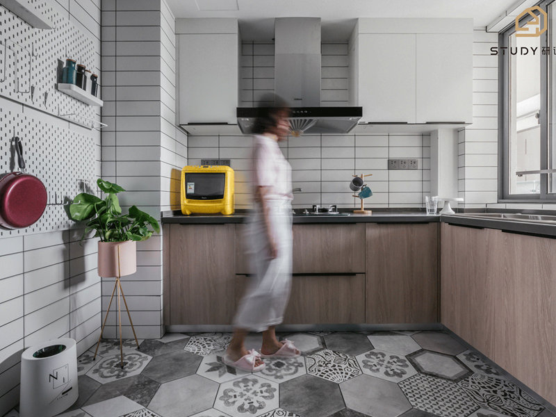 福州房角石装饰_福州房角石网络科技有限公司