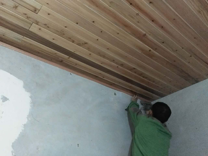 天花板维修